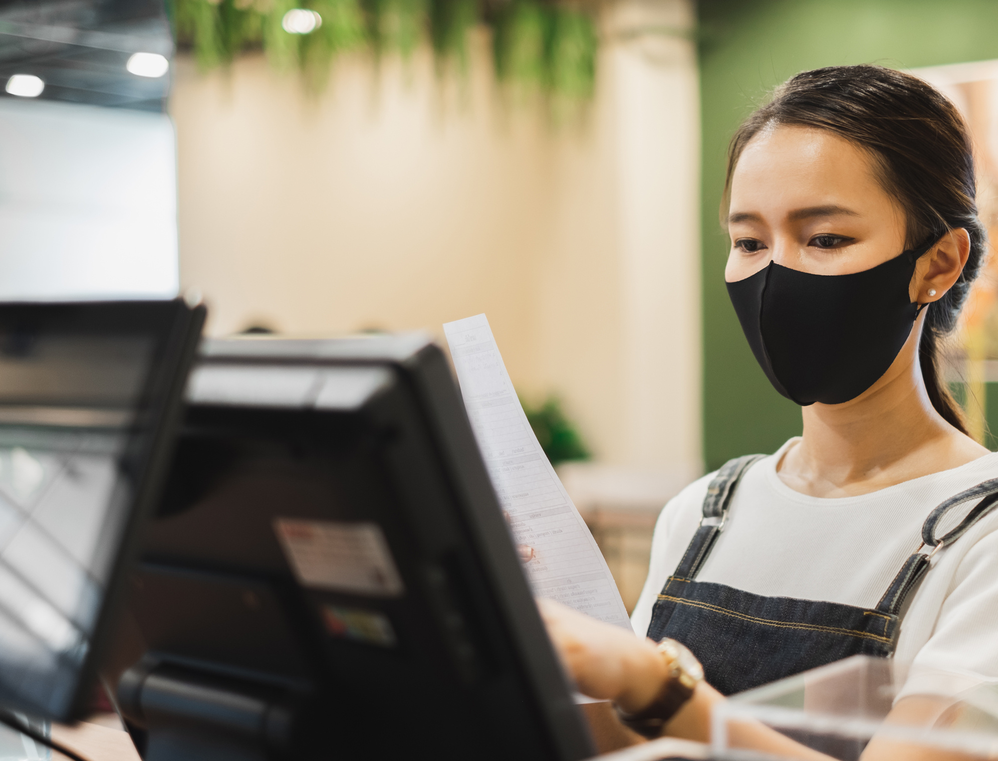 LNC-Nov-Casual-Dining-Tech