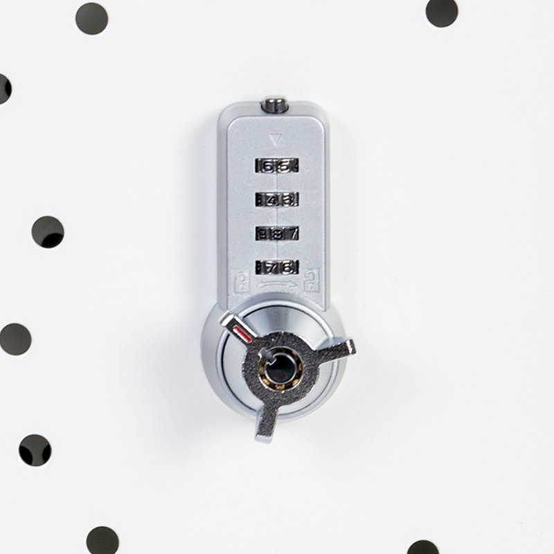 LNC-US-Website-Product_Page-Key_Features-Putnam-4-Combo_Lock