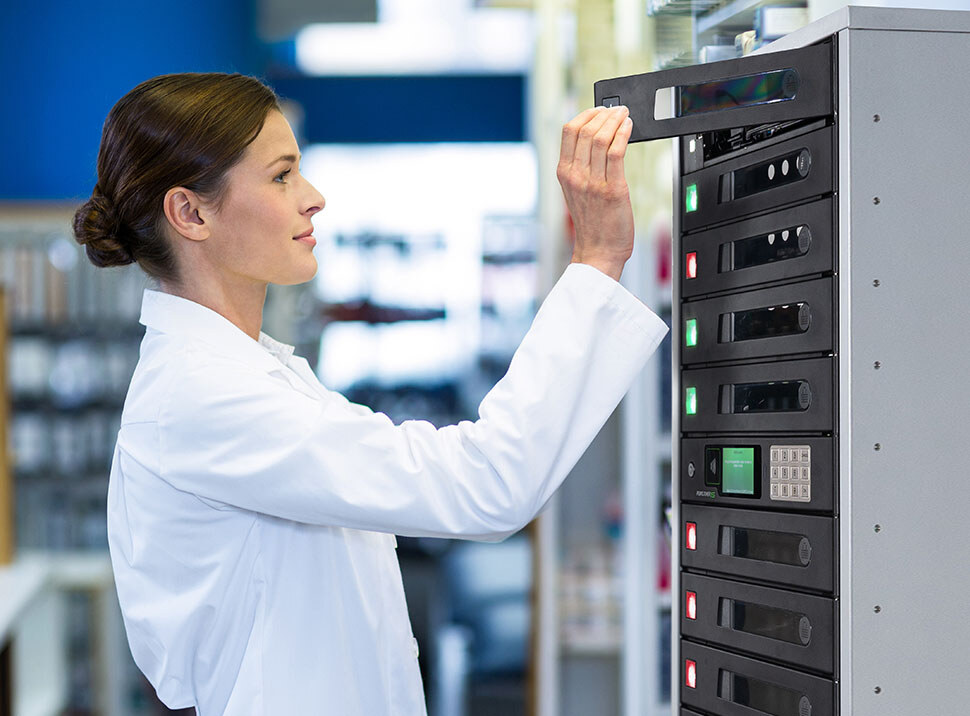 LNC_PCL-Industry Imagery-Cards-980x716Industry-Healthcare-980x716